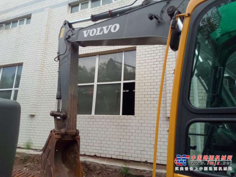 黑龙江出售转让二手7000小时2013年沃尔沃EC240BLC挖掘机