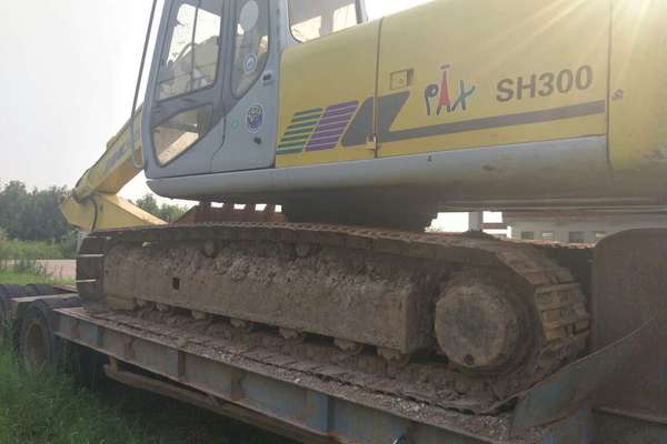 山东出售转让二手12000小时2003年住友SH300A2挖掘机