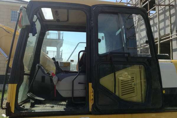 安徽出售转让二手8900小时2010年小松PC130挖掘机