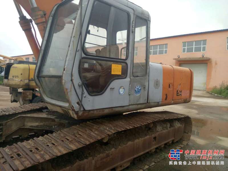 辽宁出售转让二手20000小时2003年日立EX220挖掘机
