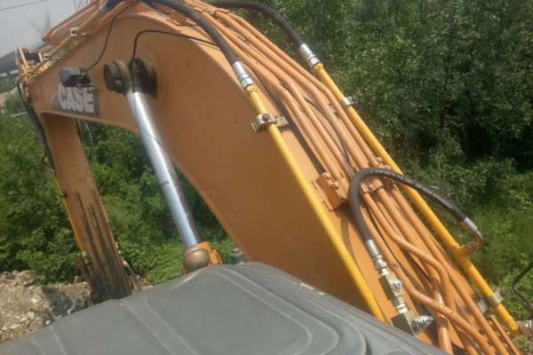 山西出售转让二手8000小时2011年凯斯CX240B挖掘机