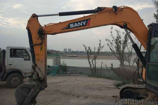 陕西出售转让二手4000小时2014年三一重工SY75C挖掘机