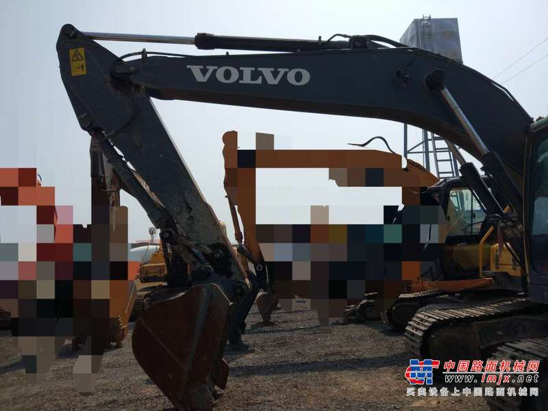 陕西出售转让二手6600小时2011年沃尔沃EC210B挖掘机