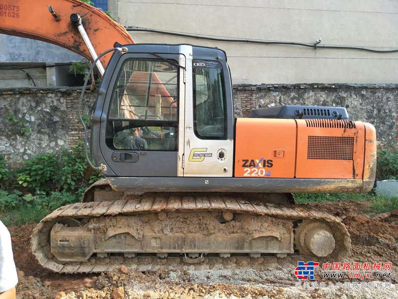 江西出售转让二手7000小时2012年日立ZX200LC挖掘机