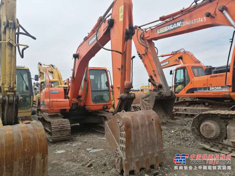山西出售转让二手7800小时2010年斗山DH150挖掘机