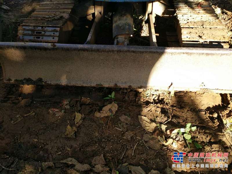 河南出售转让二手12352小时2003年日立EX40U挖掘机