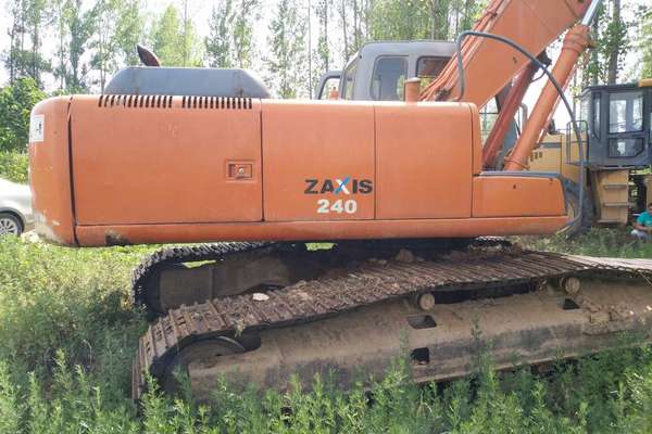 河南出售转让二手12520小时2003年日立EX240挖掘机