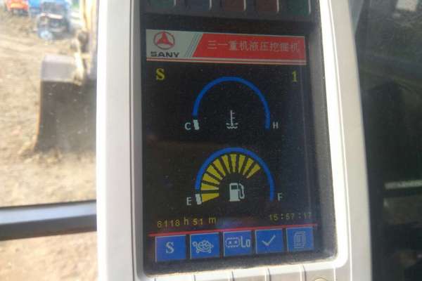 安徽出售转让二手8118小时2010年三一重工SY215C挖掘机