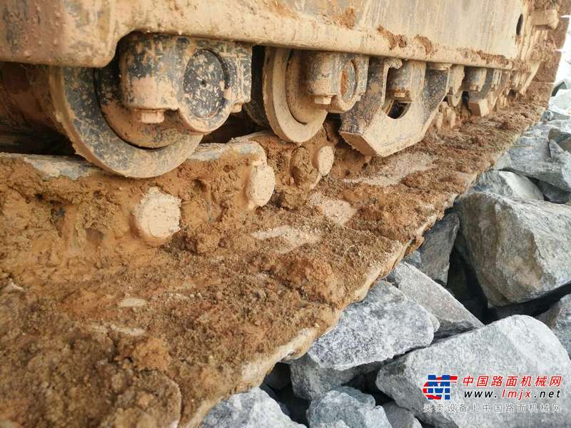 江西出售转让二手8000小时2010年斗山DH225挖掘机