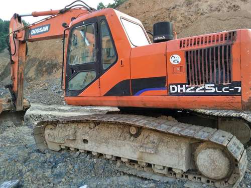 贵州出售转让二手8900小时2009年斗山DH220LC挖掘机