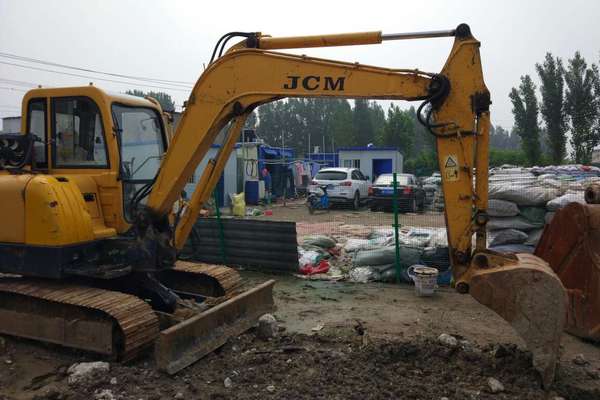 山东出售转让二手6500小时2012年山重建机JCM906D挖掘机