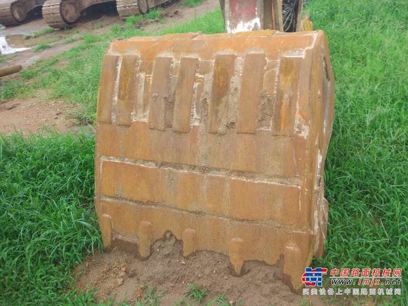 山东出售转让二手8000小时2010年斗山DH220挖掘机
