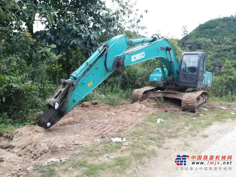 云南出售转让二手3911小时2013年神钢SK260LC挖掘机