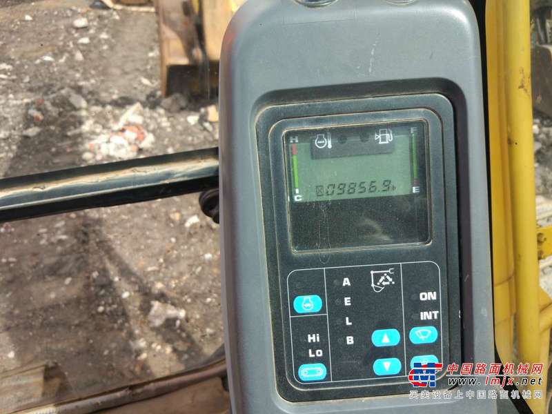 云南出售转让二手9856小时2012年小松PC110挖掘机