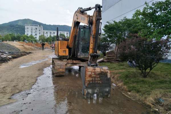 江西出售转让二手6000小时2011年三一重工SY75C挖掘机