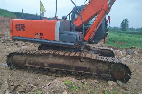 山东出售转让二手4000小时2014年日立ZX260LCH挖掘机