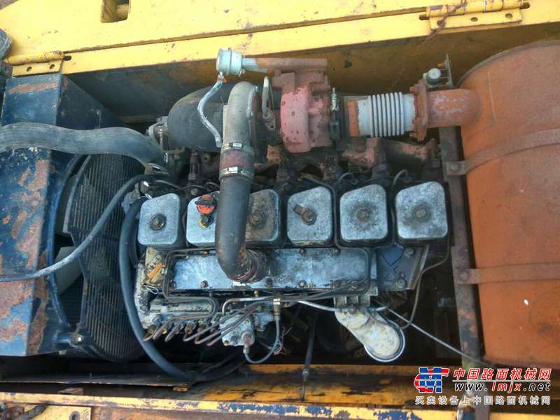 山东出售转让二手15000小时2003年现代R220LC挖掘机