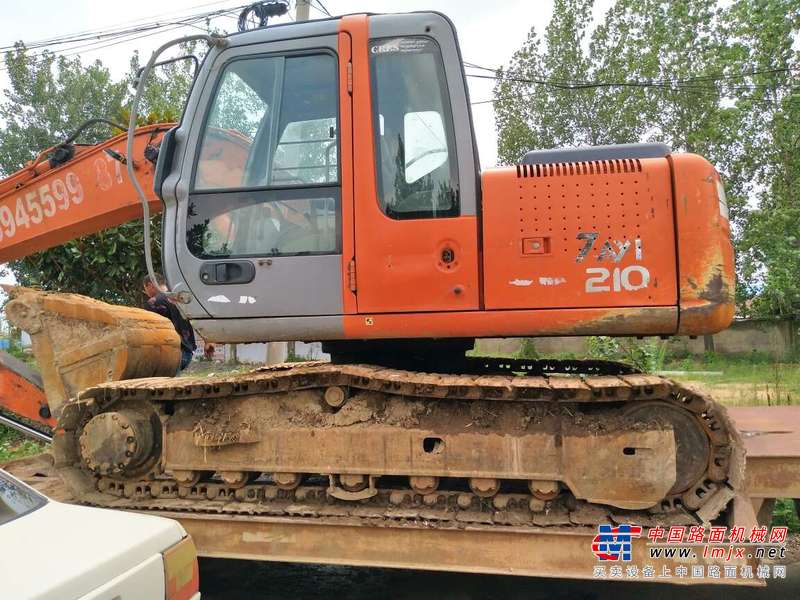 山东出售转让二手7000小时2009年日立ZX120挖掘机