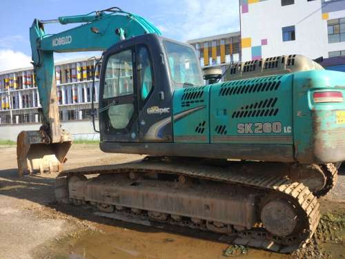 云南出售转让二手8000小时2011年神钢SK260LC挖掘机