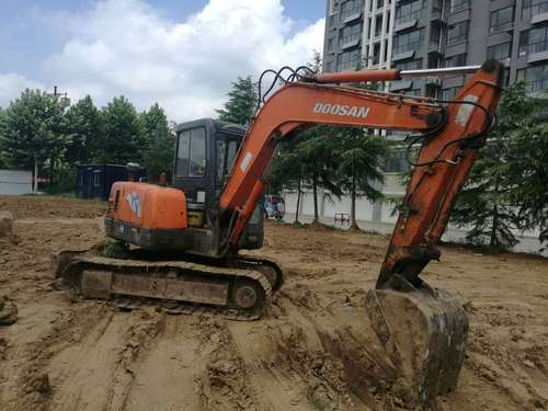 山东出售转让二手6839小时2011年斗山DH55挖掘机