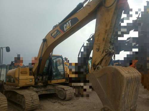 贵州出售转让二手4000小时2013年卡特彼勒320D挖掘机