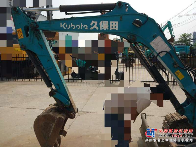 陕西出售转让二手6580小时2010年久保田KX135挖掘机