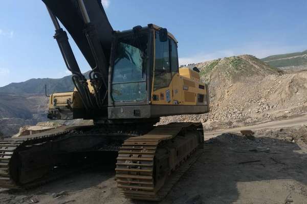 山西出售转让二手12000小时2012年沃尔沃EC480DL挖掘机