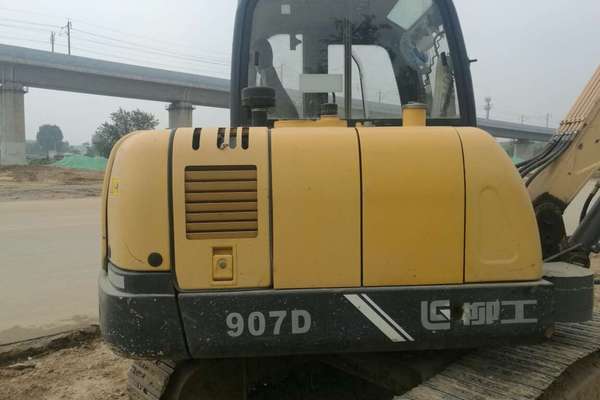 山东出售转让二手5302小时2013年柳工CLG907D挖掘机