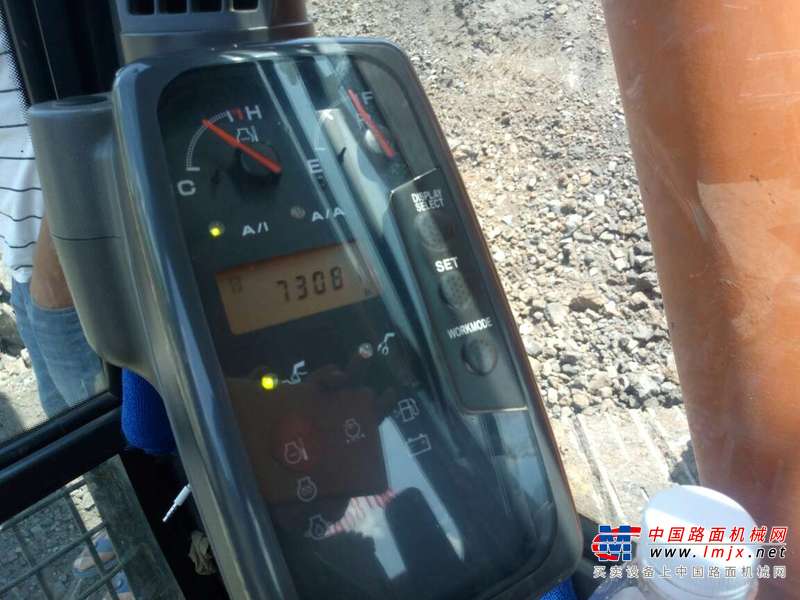 贵州出售转让二手7000小时2012年日立ZX210H挖掘机