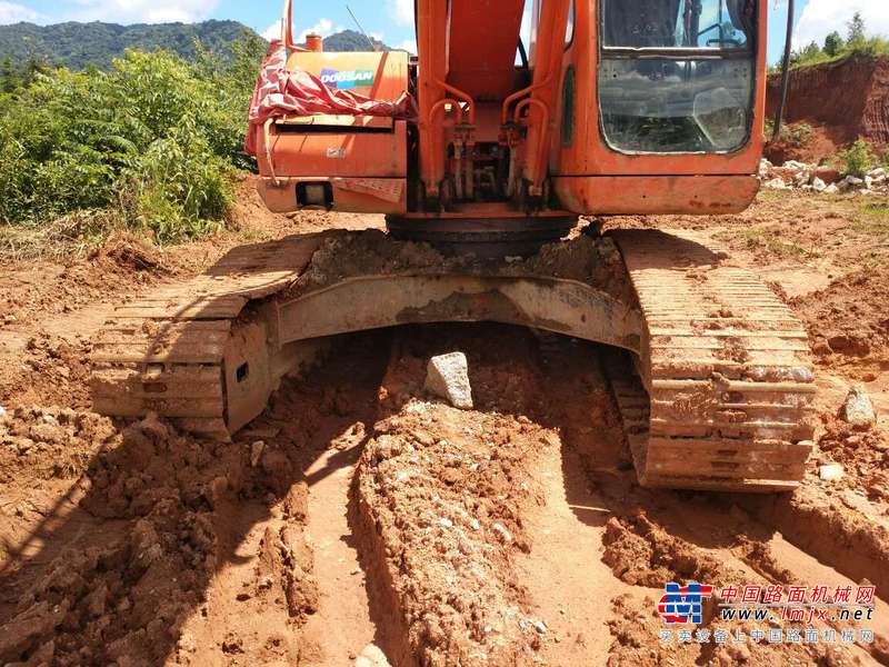 云南出售转让二手13581小时2006年大宇DH220LC挖掘机