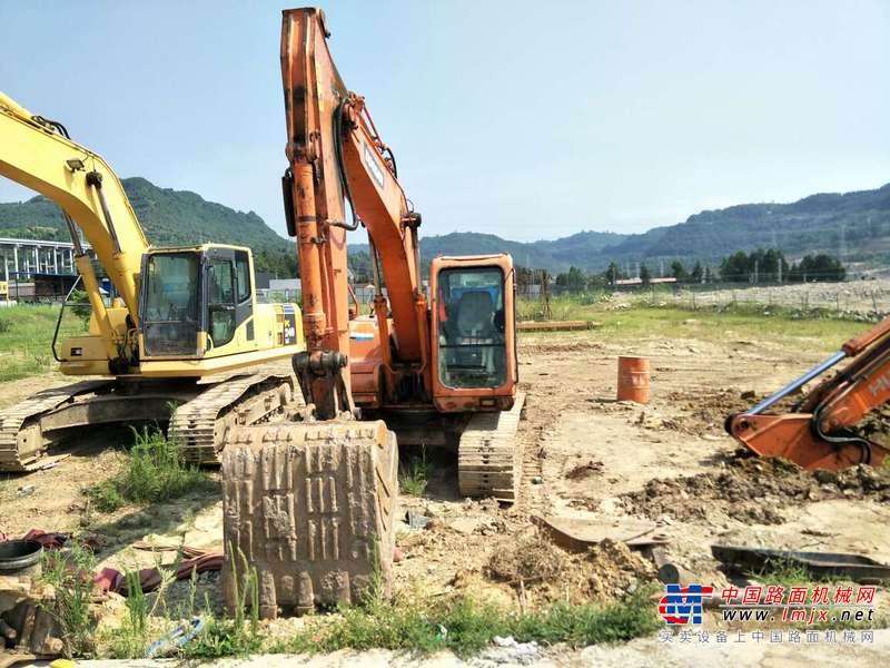 四川出售转让二手7000小时2010年斗山DH150LC挖掘机