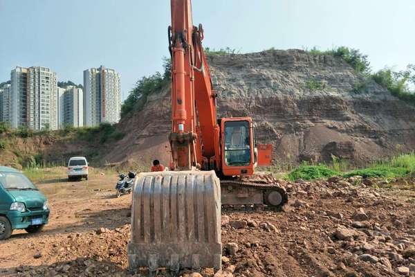 四川出售转让二手7000小时2012年斗山DH225LC挖掘机