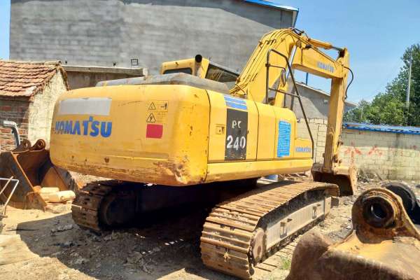山东出售转让二手4000小时2013年力士德SC220挖掘机