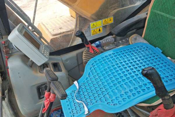 山西出售转让二手8000小时2011年三一重工SY225C挖掘机