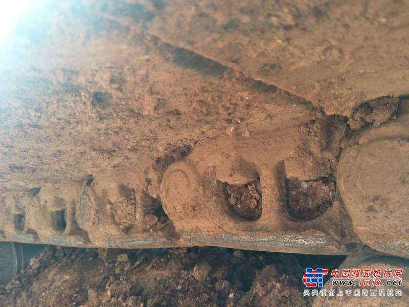 云南出售转让二手8652小时2013年日立ZX240挖掘机