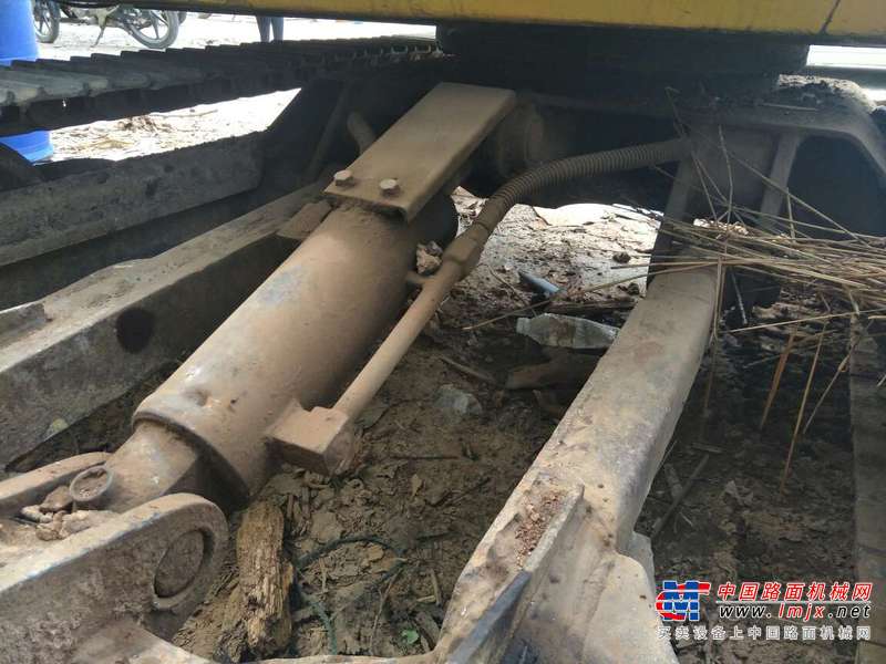 山东出售转让二手9000小时2010年卡特重工CT60挖掘机