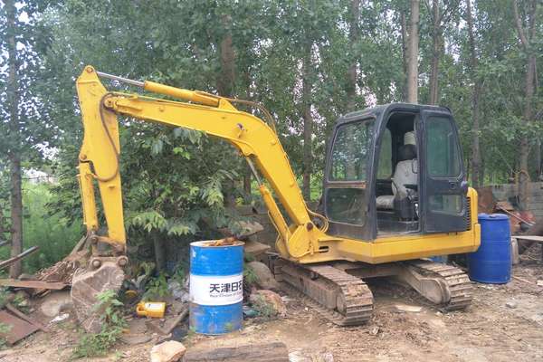 山东出售转让二手9000小时2010年卡特重工CT60挖掘机