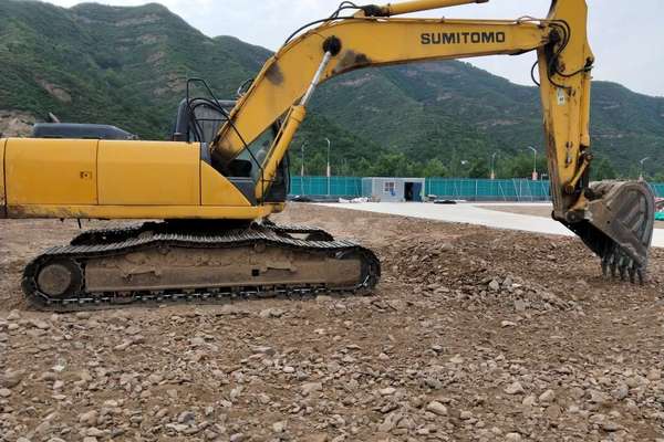 河北出售转让二手11200小时2010年住友SH240挖掘机
