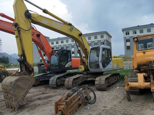 河北出售转让二手14600小时2004年住友SH200A2挖掘机