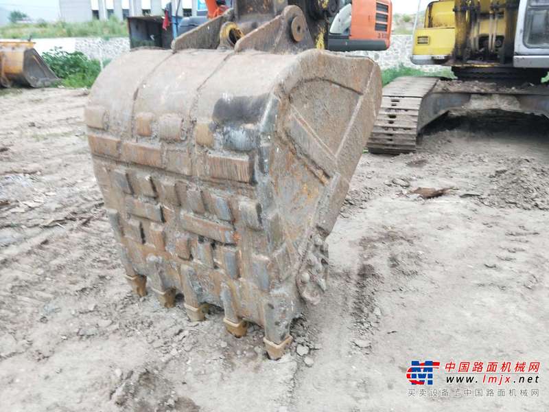 河北出售转让二手14600小时2004年住友SH200A2挖掘机