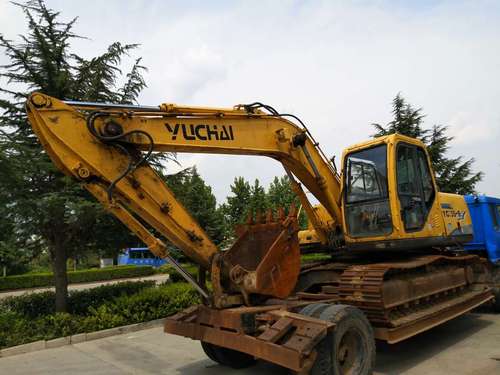 山东出售转让二手8000小时2011年玉柴YC135挖掘机