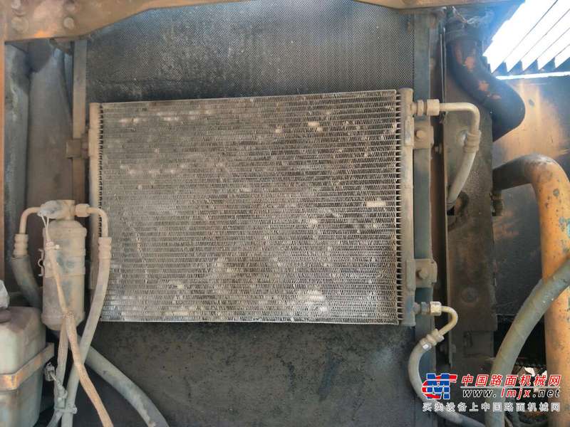 云南出售转让二手9856小时2006年现代R260LC挖掘机