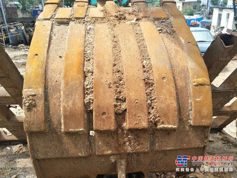云南出售转让二手4856小时2010年卡特重工CT150挖掘机