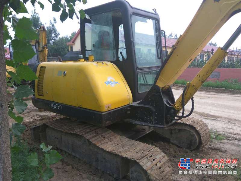 山东出售转让二手10000小时2009年现代R55挖掘机
