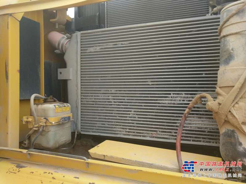 内蒙古出售转让二手10000小时2011年小松PC360挖掘机
