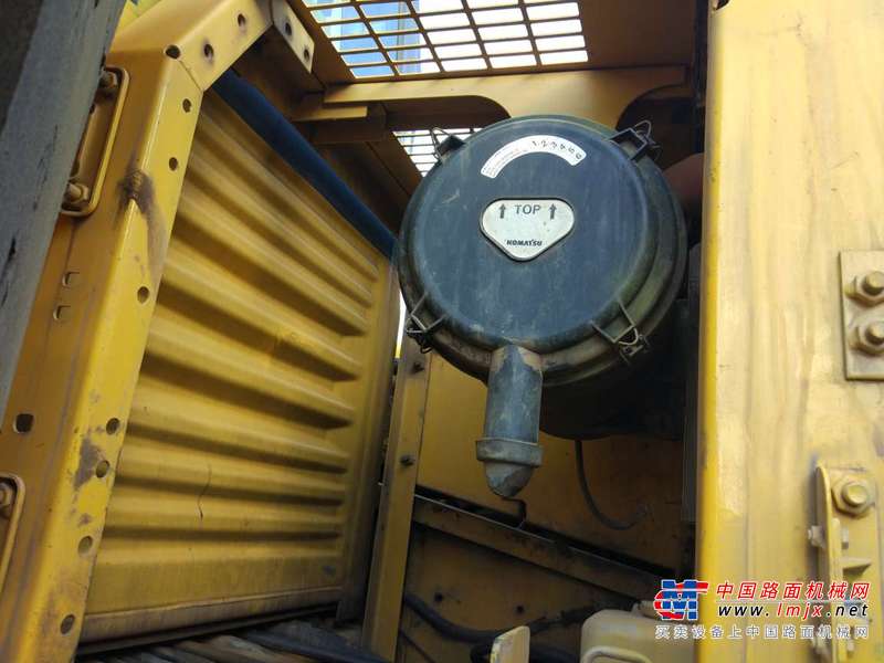 云南出售转让二手12000小时2008年小松PC220挖掘机