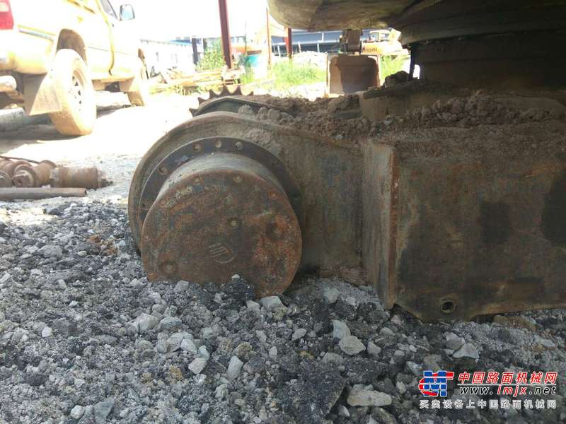 山东出售转让二手10000小时2005年现代R60挖掘机