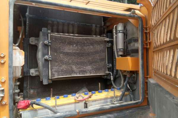 山东出售转让二手6000小时2012年三一重工SY215C挖掘机