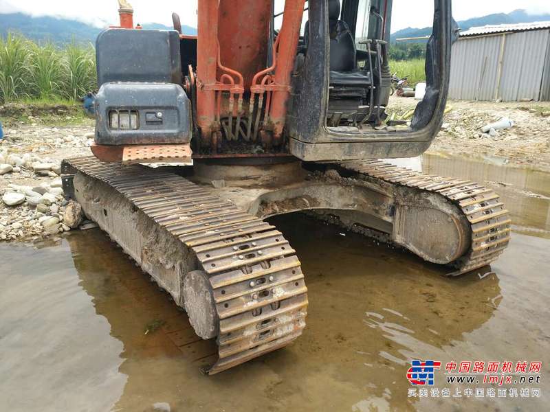 云南出售转让二手12562小时2009年日立ZX120挖掘机