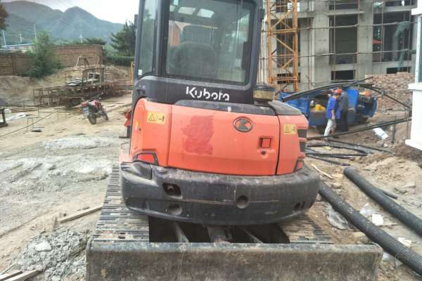 山西出售转让二手3500小时2012年久保田KX165挖掘机